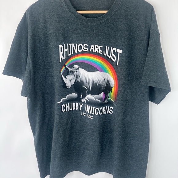 Rhinos are Just Chubby Unicons short sleeve Grey T shirt size L - Picture 2 of 4